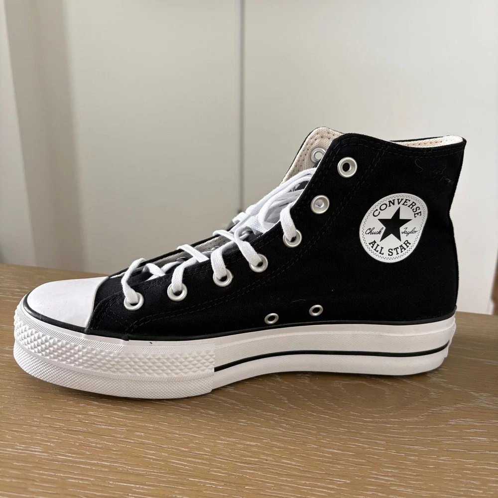 Converse Chuck Taylor All Star Lift Platform High Top‎ Sneakers Womens Size 10